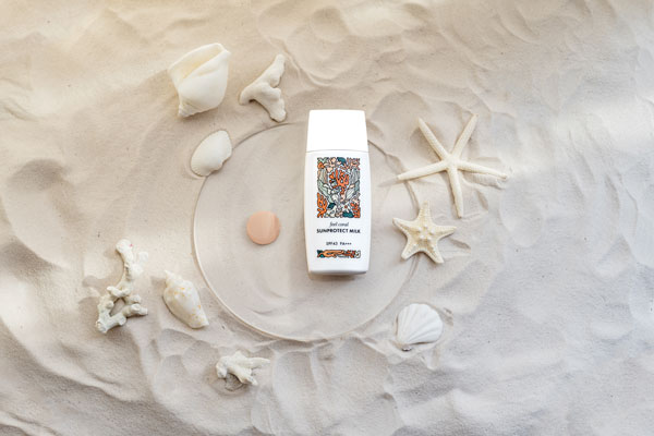 Feel coralサンプロテクトミルク